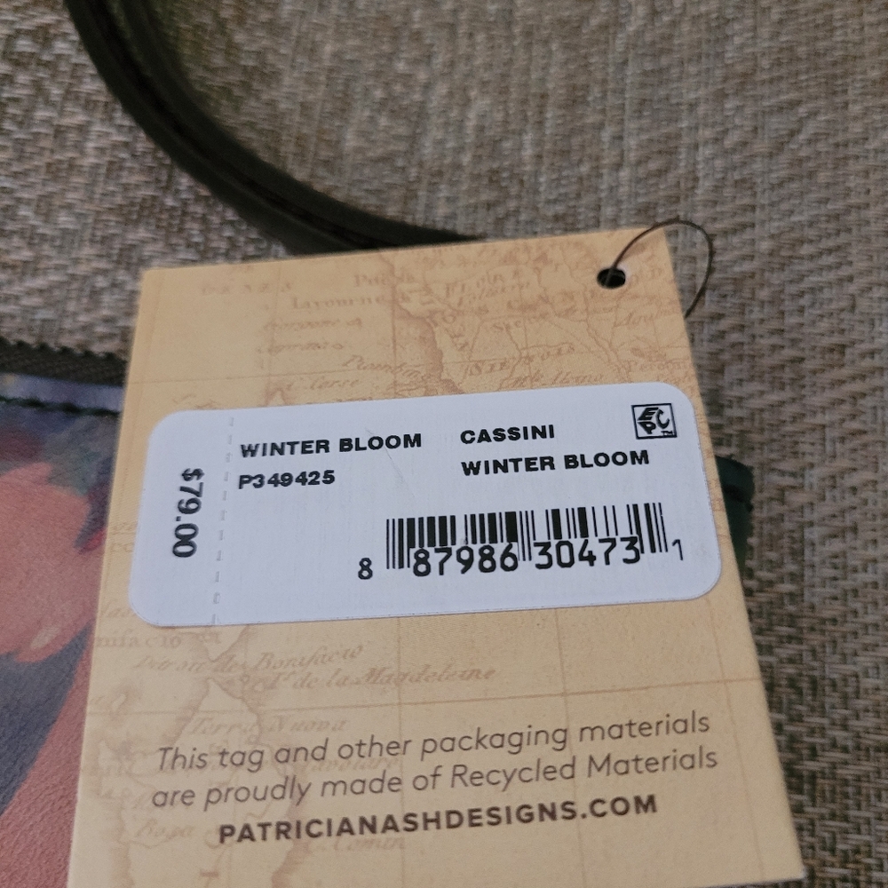 Patricia Nash Winter Bloom wristlet, new - Picture 5 of 6